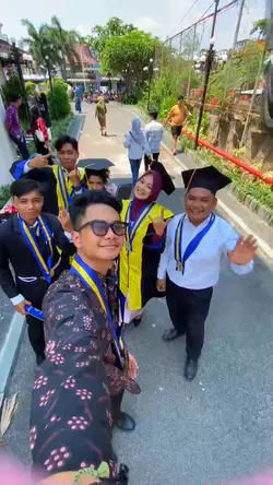 Transisi Wisuda