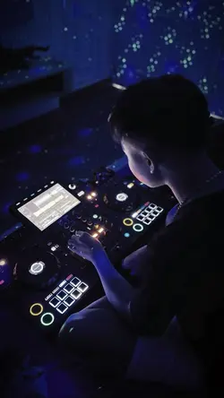 20/7 Trình Chiếu 