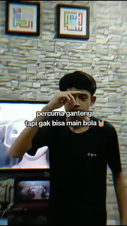percuma ganteng
