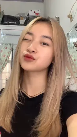 PANDANG PERTAMA