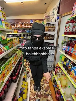 FOTO TANPA EKSPRESI?