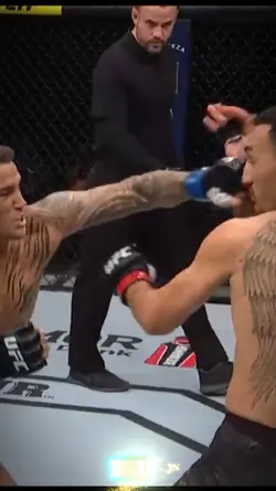 HOLLOWAY vs DUSTIN 