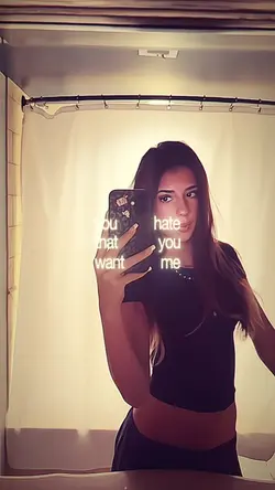 Live photo layout