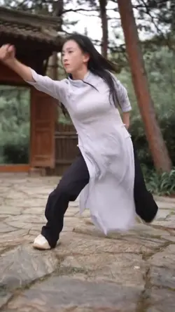 Ghép hài võ thuật