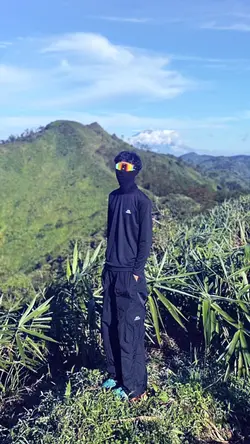 jj pendaki gunung