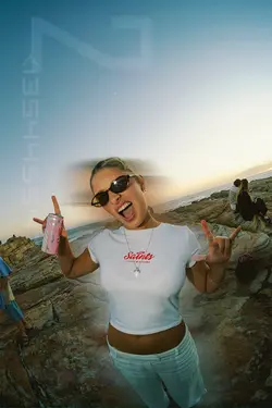 Glitch2