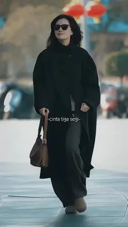 Cinta tiga segi 