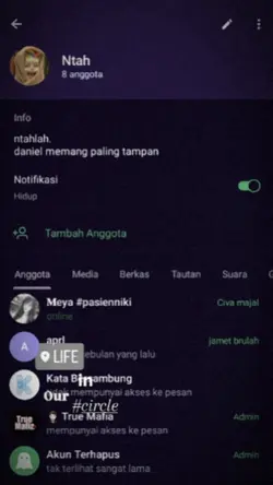 yg jatuh cinta