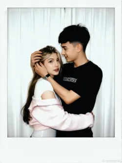 Trend Ai Polaroid
