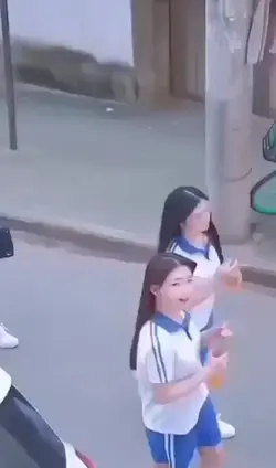 Nhìn kìa