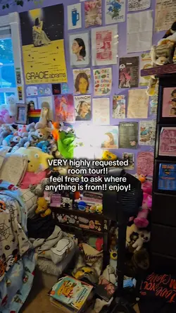 ROOM TOUR!!!!!