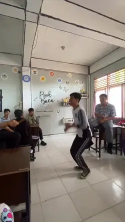 video kelas random