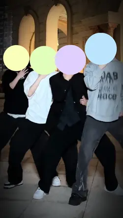 顔ハメダンス4人用