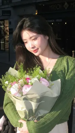 2 ảnh nhẹ nhàng