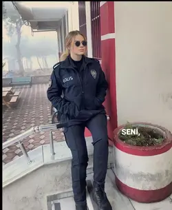 polis olmak istiyoru