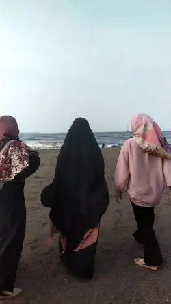 Hiling ke pantai