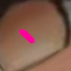 目にハートかくやつ