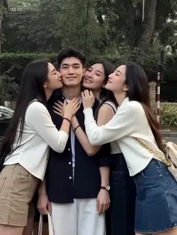 + 4 Em người yêu
