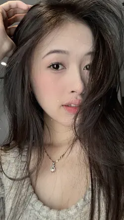 Nắng dưới chân mây
