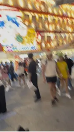 俺は君を見返すヒーローだね。
