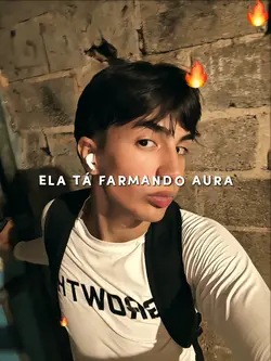 Ela tá farmando aura