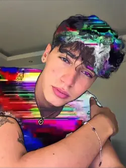 GLITCH TREND