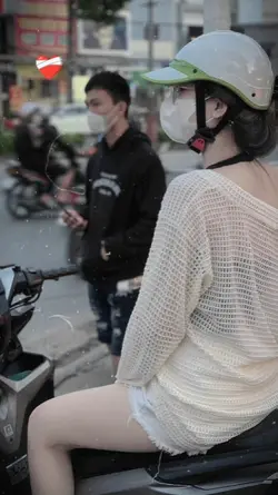 [1] Di chuyển chậm 