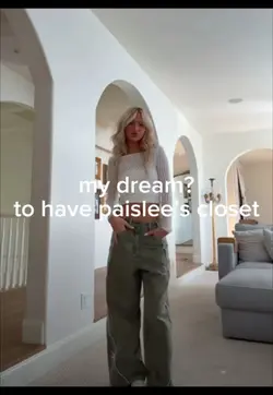 love her style 