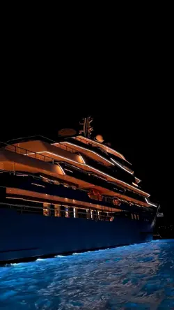 LUXURY LIFE