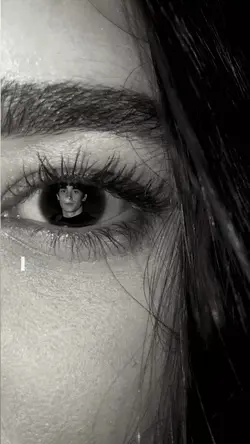 i close my eyes