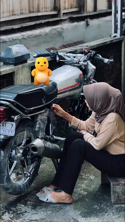 dino kuning goyang