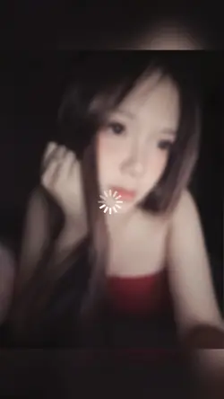 Ảnh mờ loading