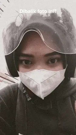 dibalik foto ini