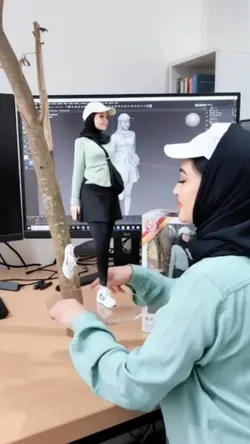 Miniatur Bergerak Ai