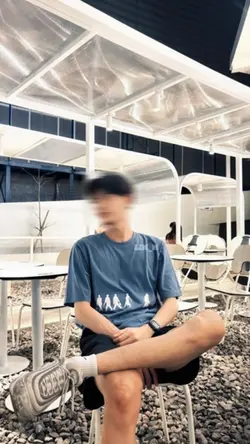 blur face