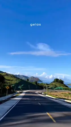 akulah gelas yang