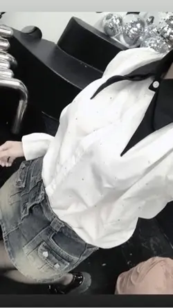 Mẫu 1 ảnh hot