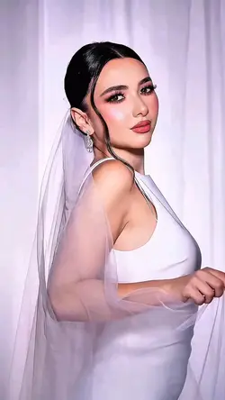 Arabian Bride 👰‍♀️💫
