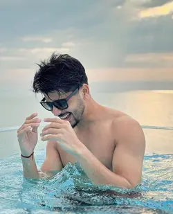 Aj blue h pani pani