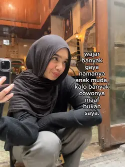 wajar banyak gaya 