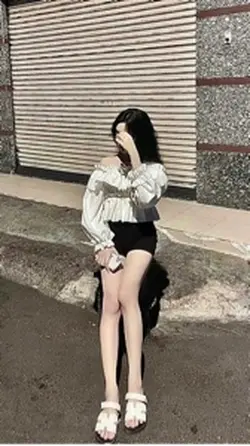 Mẫu cuốn