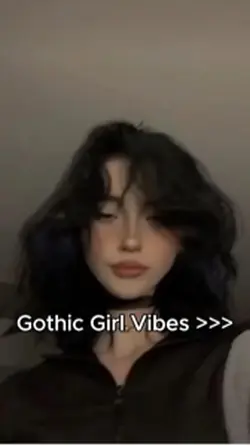Gothic girl🧛🏻‍♀️