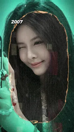 Khoe Năm Sinh