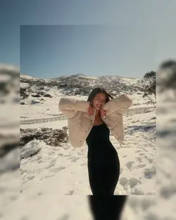 1 pic
