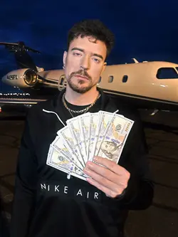 Mr.Beast Hood Trend