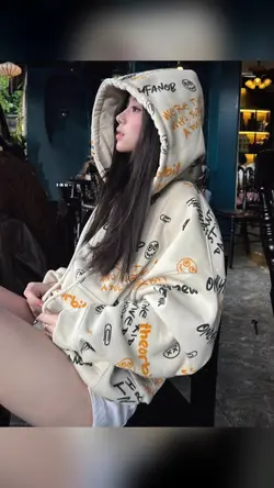 Ngồi trên chiếc xe