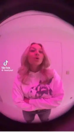 Free tło