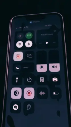 3D iphone petir