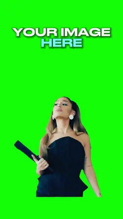 Ariana Grande Walk