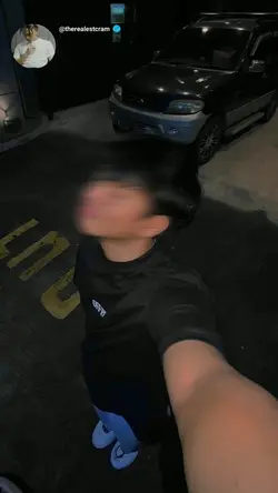 Blurry face 